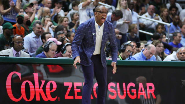 UNC basketball head coach Hubert Davis